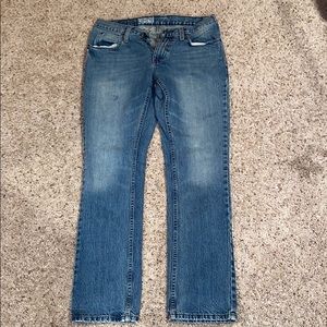 Slim cut jeans